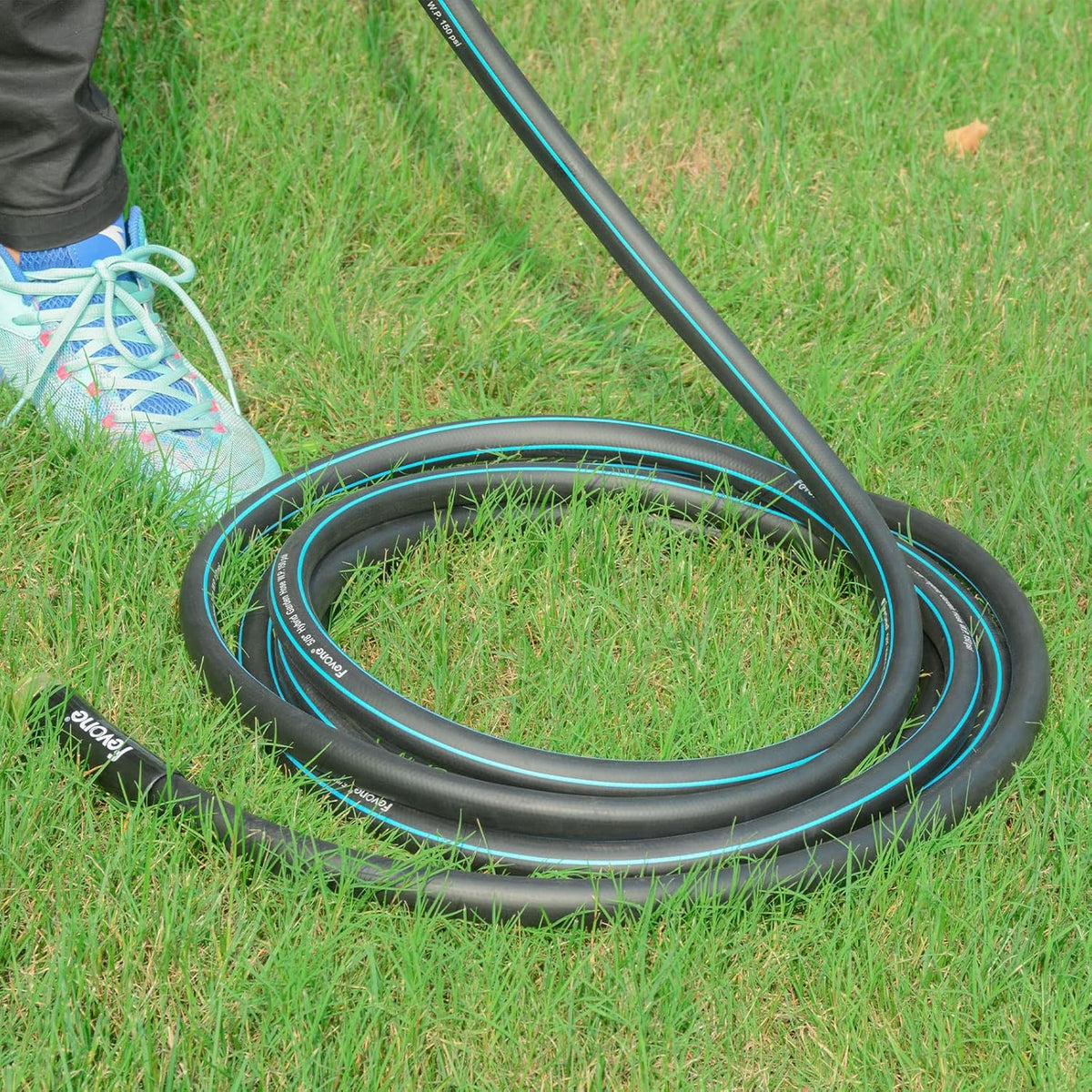 75ft Heavy Duty Hybrid Garden Hose with 3/4 Brass Fittings A9656