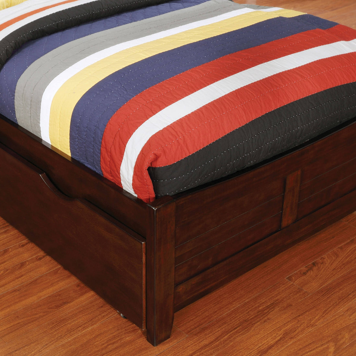 White Full Planked Bed L8512