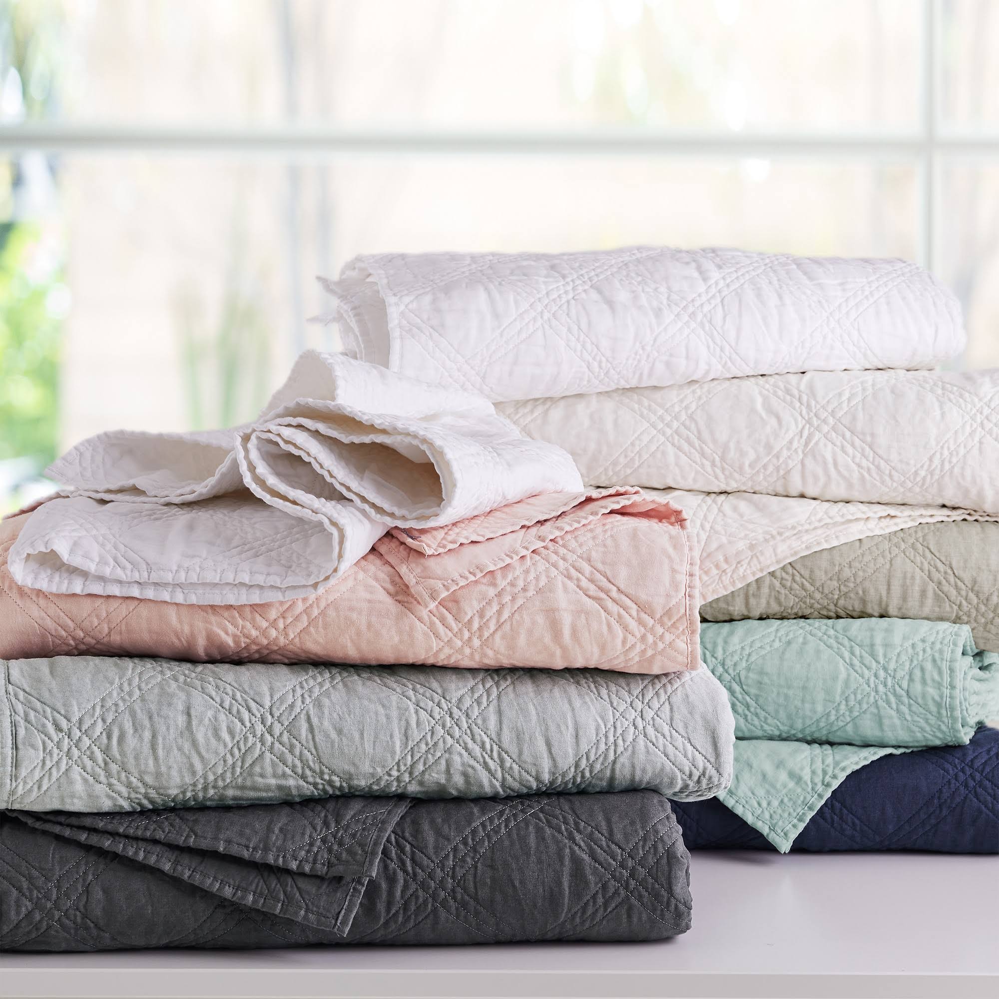 Washed Linen Full/Queen Quilt in Blush O6502