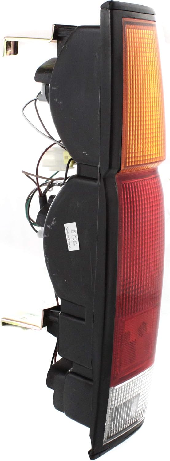 Tail Light Assembly Pack of 2 for Nissan Pickup 86-97 W3928