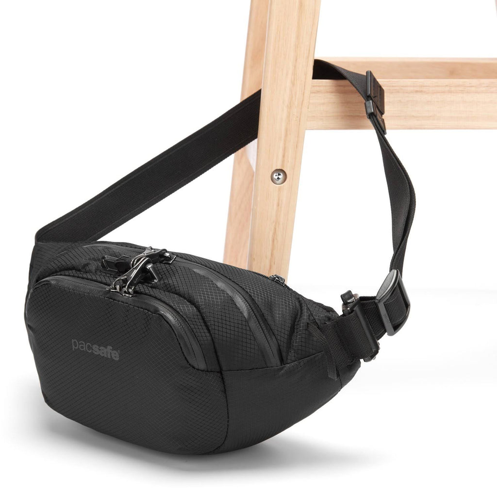 Anti-Theft Waistpack B183168