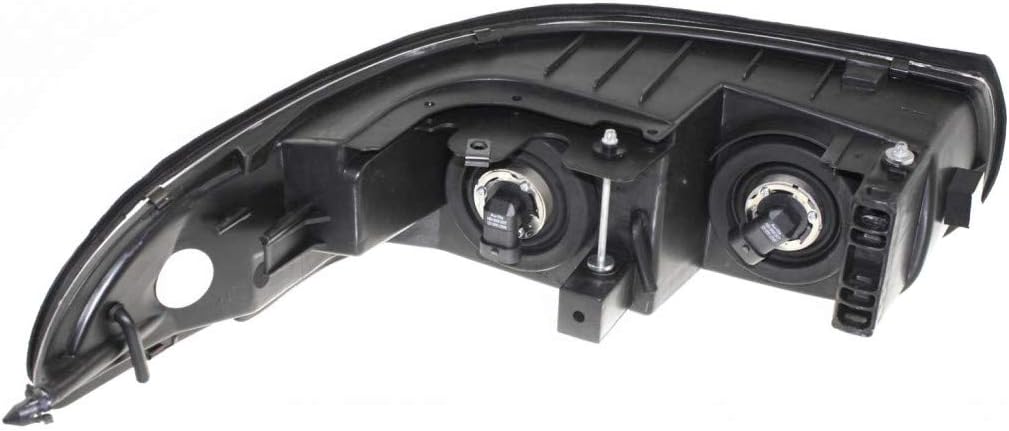 Buick LeSabre Headlight 2000-2005 Pair with Bulbs R143