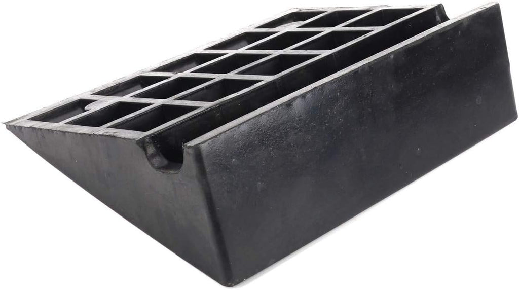 5.9'' Rise Rubber Curb Ramp 10 Tons Car Slope Ramp 5.9 x 15.7 x 18.7in P5795