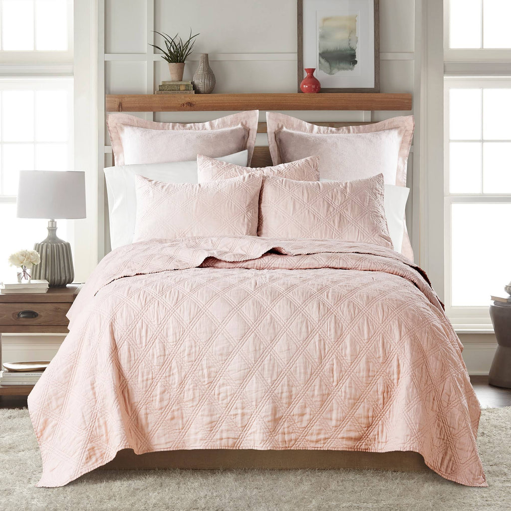 Washed Linen Full/Queen Quilt in Blush O6502