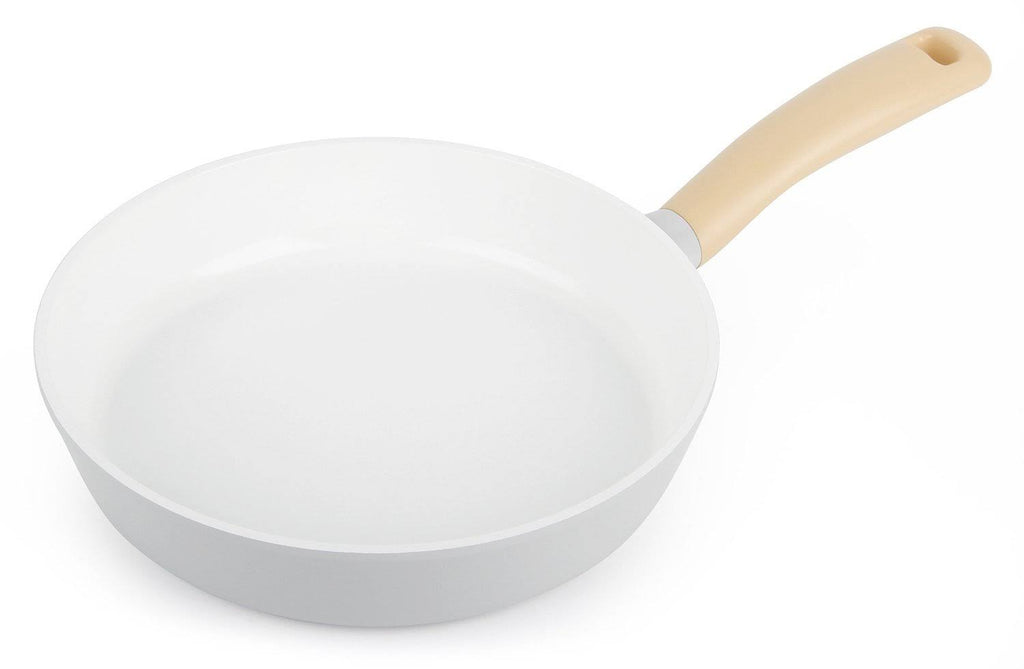 9.5-Inch Cast Aluminum Frying Pan with Soft-Touch A825208