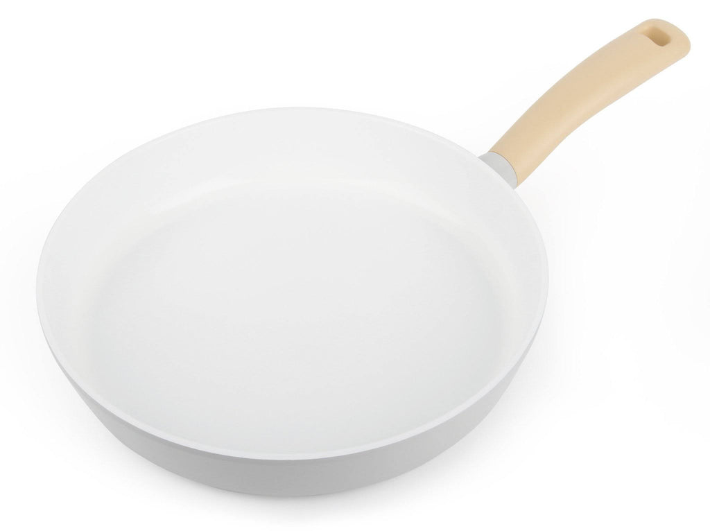 9.5-Inch Cast Aluminum Frying Pan with Soft-Touch A825208