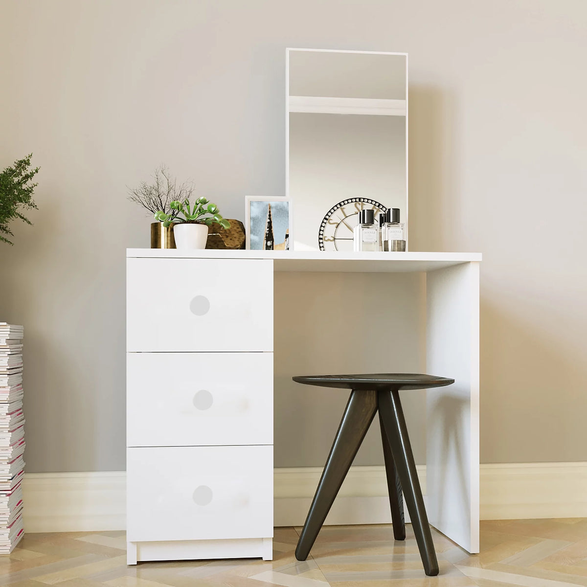 White 3 Drawer Vanity Table with Mirror O2631