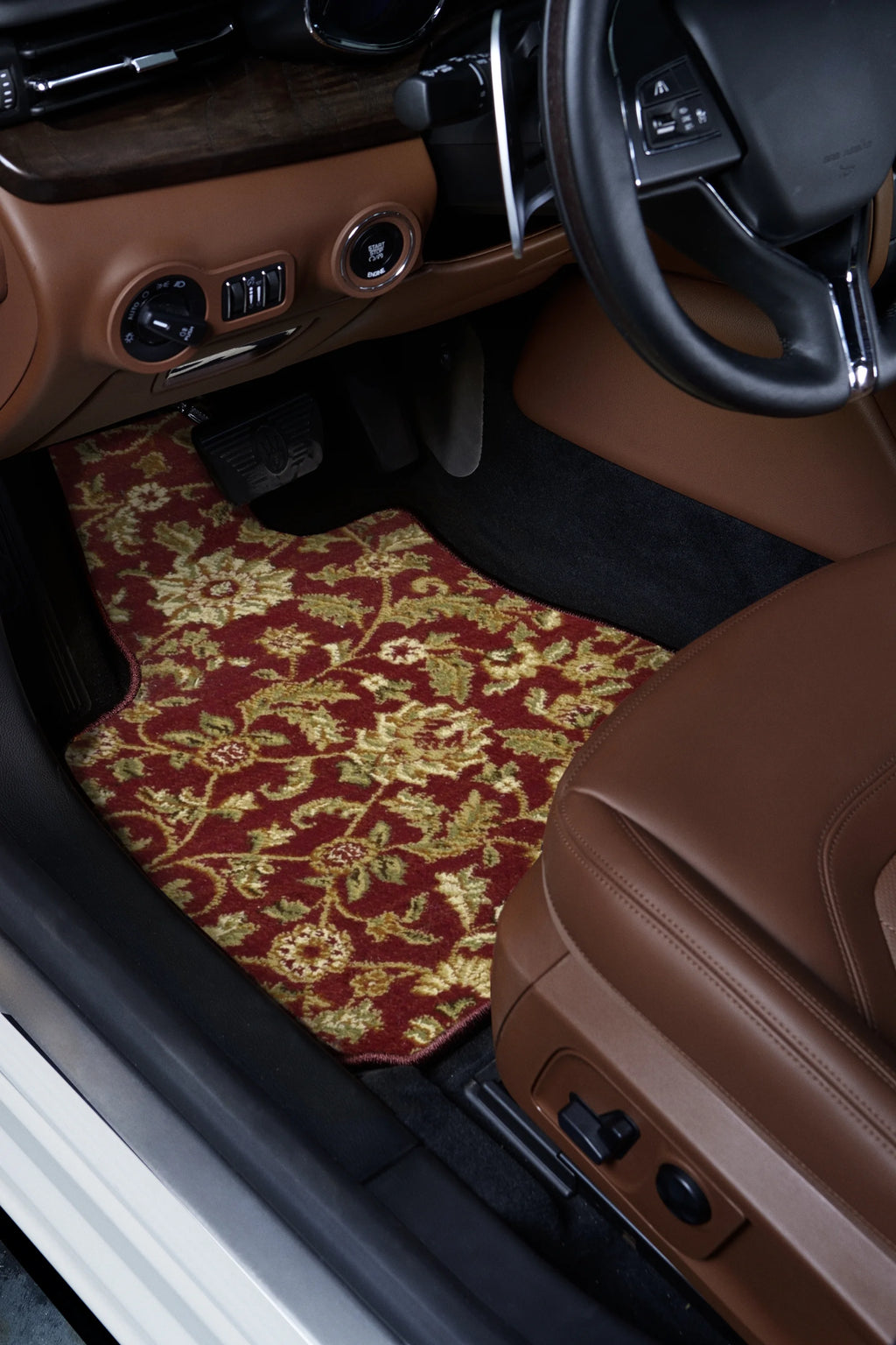 Red Oriental Car Mats Q43540