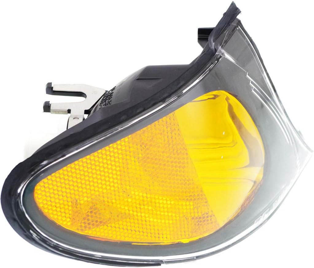 Yellow Turn Signal Light for BMW 325i 2002-2005 Passenger Side, Pack of 2 G5826