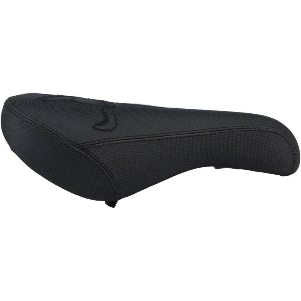 Black Saddle Z551878