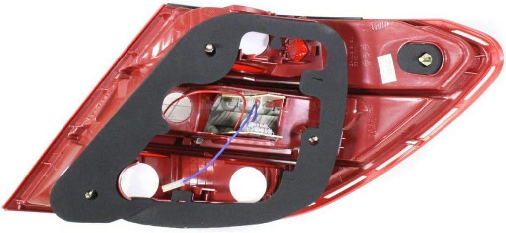 2008-2011 Mercedes-Benz C350 Tail Light Assembly Driver Side w/Bulbs Z526