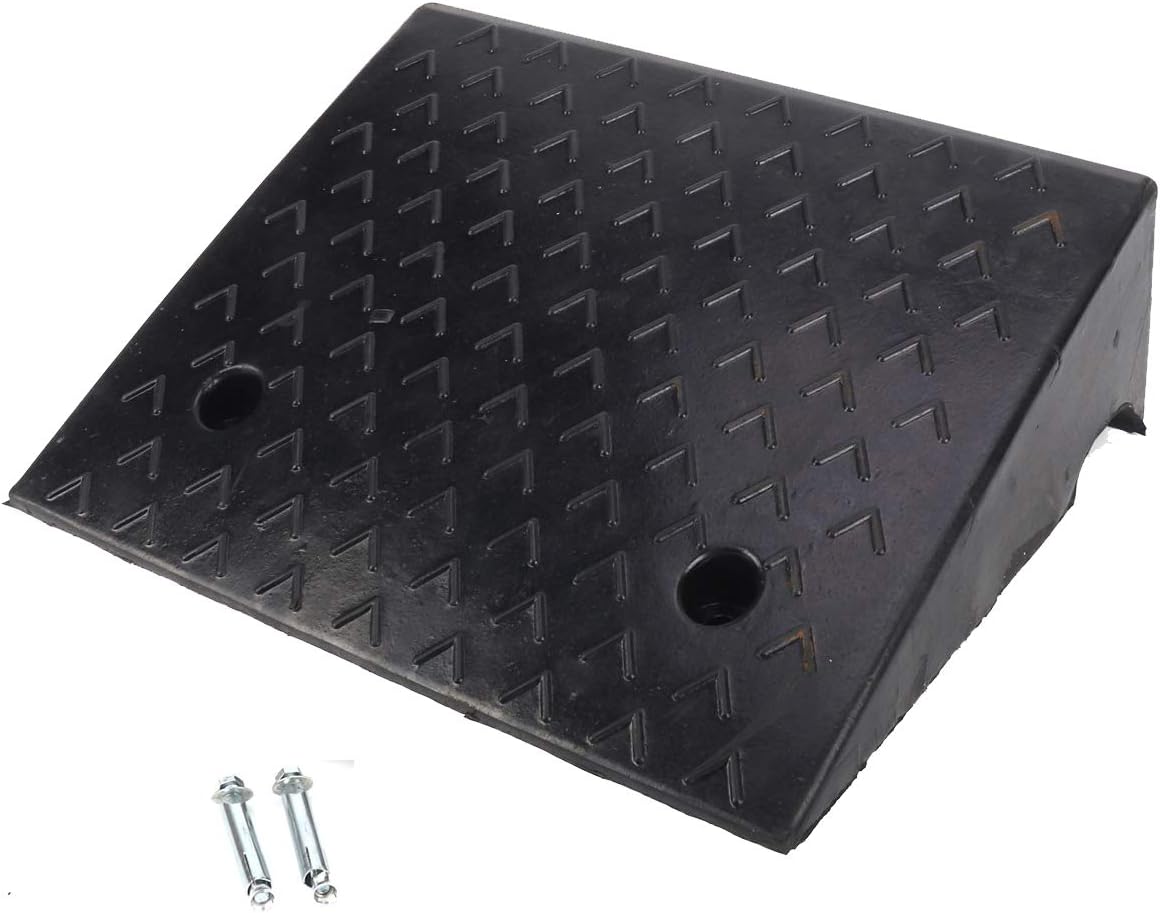 5.9'' Rise Rubber Curb Ramp 10 Tons Car Slope Ramp 5.9 x 15.7 x 18.7in P5795