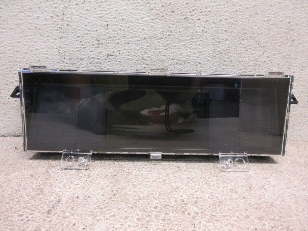 Pre-Owned 2016 Subaru Forester Clock & Temperature Information Display Screen OEM U1677
