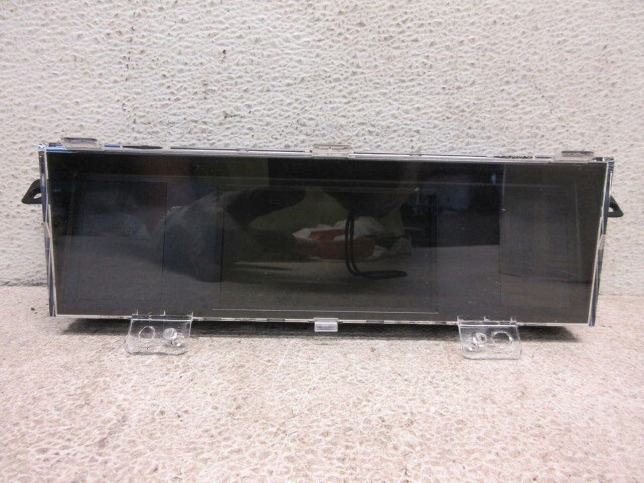 Pre-Owned 2016 Subaru Forester Clock & Temperature Information Display Screen OEM U1677