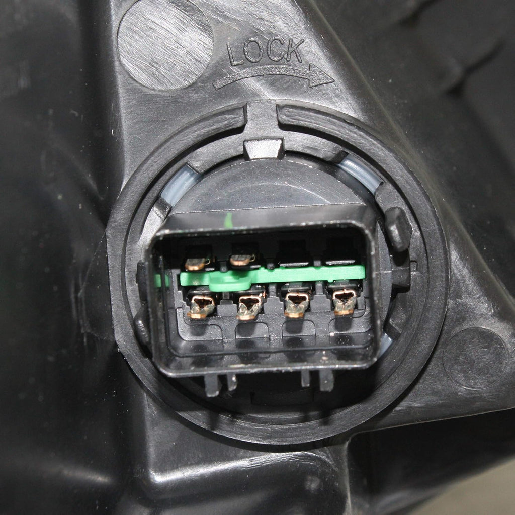 RH Halogen Headlight Assembly D2899