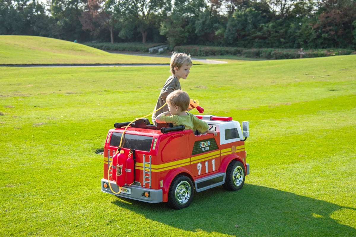 24V 2-Seater Ride-on Fire Truck with Remote Control, LED Lights, Water Gun X3574
